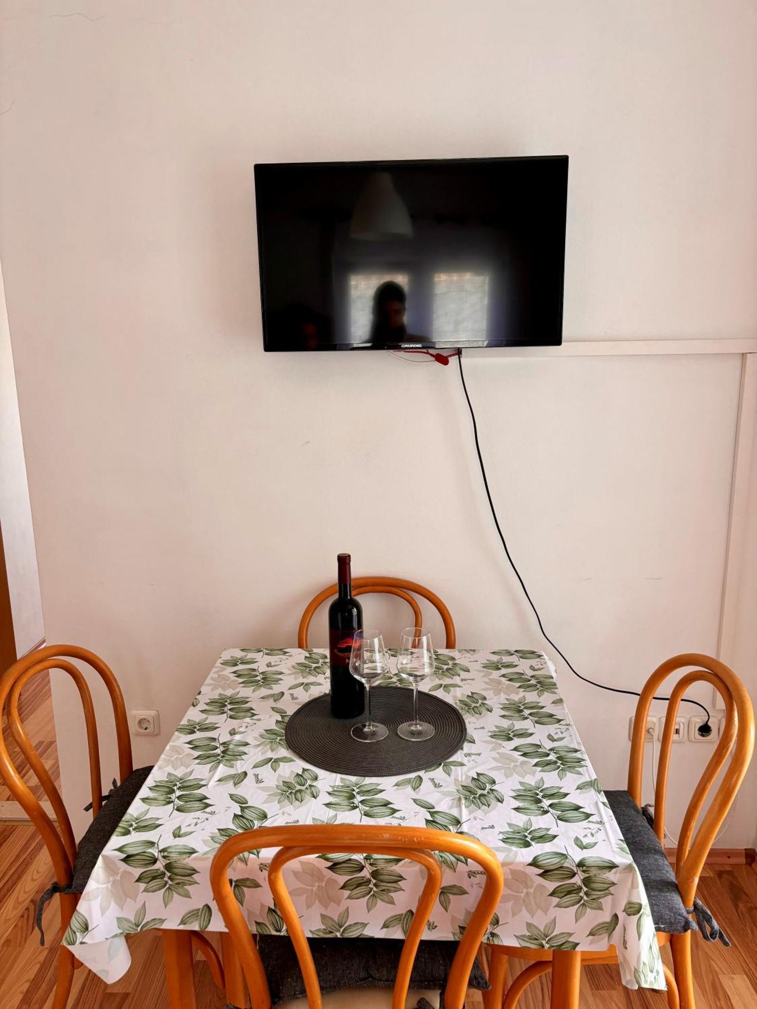 Apartmani Knezevic Posedarje Exterior foto